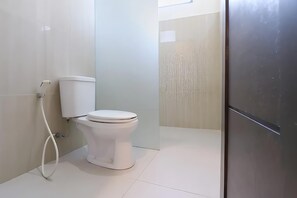 Bathroom - Dbest Express (Bandung)