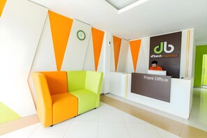 Lobby - Dbest Express (Bandung)