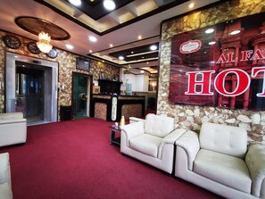 Reception - Alfakher Hotel Apartments (Amman)