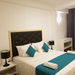 Luxury Room | Free WiFi - One World (Mirissa)