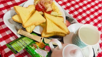 Daily local cuisine breakfast for a fee