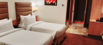 Ramada By Wyndham Aligarh Gt Road