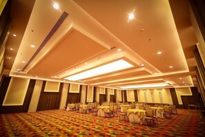 Meeting facility - Ramada By Wyndham Aligarh Gt Road (Aligarh)