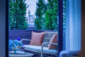 Romantic Suite | Terrace/patio