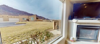 Robert's Roost #W4 | 3 Bed, 2 Bath