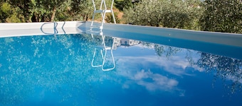 Chalet with pool and panoramic view