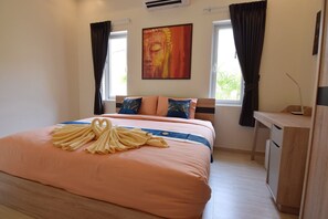 2 bedrooms, in-room safe, iron/ironing board, WiFi