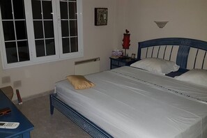 5 bedrooms
