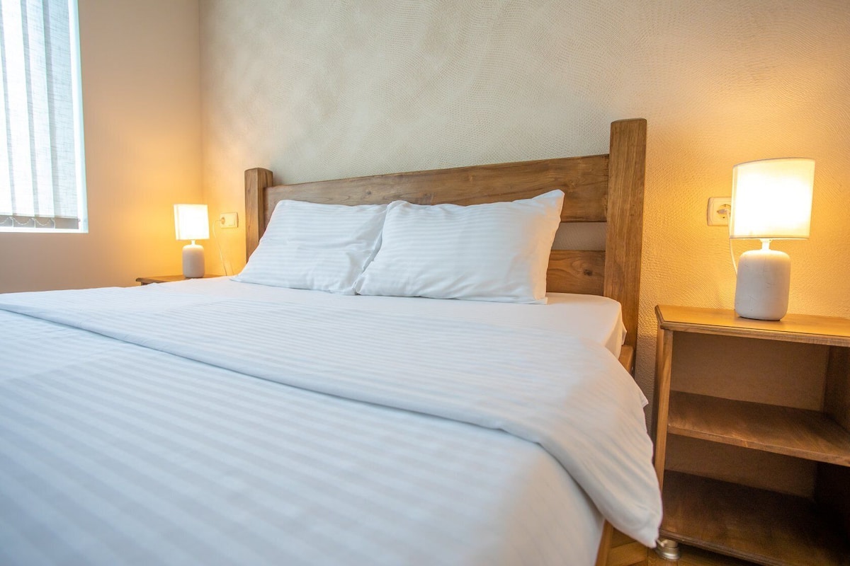 Superior Double Room | Soundproofing, iron/ironing board (on request), WiFi (free)