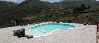 蒙特聖喬瓦尼內布羅迪客房