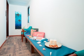 In-room safe, desk, laptop workspace, blackout drapes - Ranthari Hotel and Spa Ukulhas Maldives (Ukulhas)