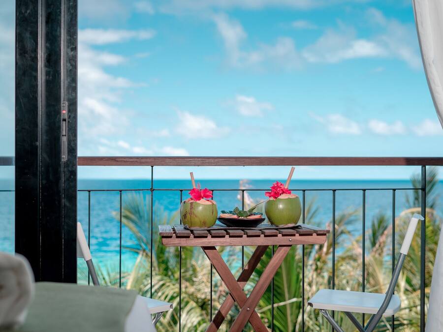 In-room safe, desk, laptop workspace, blackout drapes