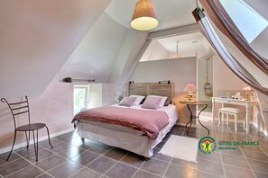 4 Schlafzimmer, Bügeleisen/Bügelbrett, Reisekinderbett, kostenloses WLAN