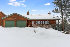 Nhà, 5 phòng ngủ | 5 phòng ngủ, khu vực làm việc phù hợp cho laptop 