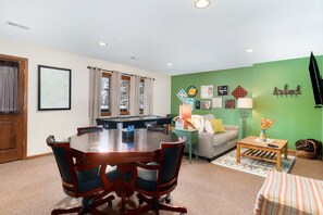 Nhà, 5 phòng ngủ | 5 phòng ngủ, khu vực làm việc phù hợp cho laptop 