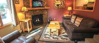 1 Bedroom, 1 Bath, Large Deck with Personal Hot Tub, Grill and Patio Furniture.