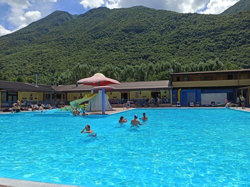 Bungalow Seaesta Red No 36