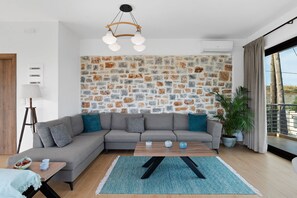 Älytelevisio, kirjoja