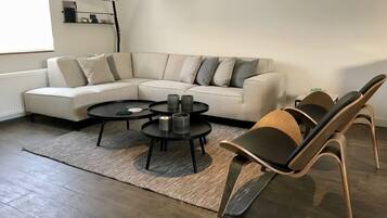 Smart TV, books, music library, stereo