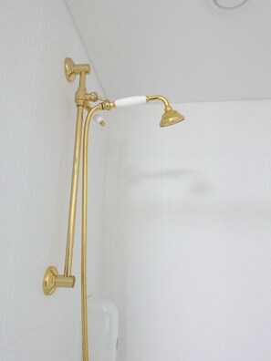 Bathroom shower - Hotel Silver (Tolyatti)