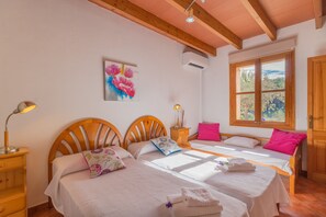 3 habitaciones y caja de seguridad en la habitación