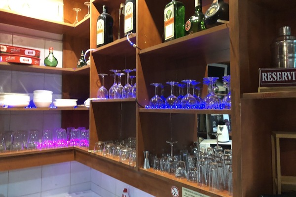 Bar (in der Unterkunft)