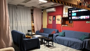 Smart-TV, videospill, fotballspill og stereoanlegg