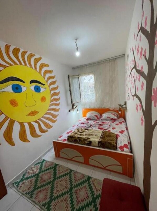 Basic Double Room, Non Smoking, Garden View | 1 bedroom, premium bedding, desk, free WiFi - Vlora Backpackers Hostel (Vlorë)