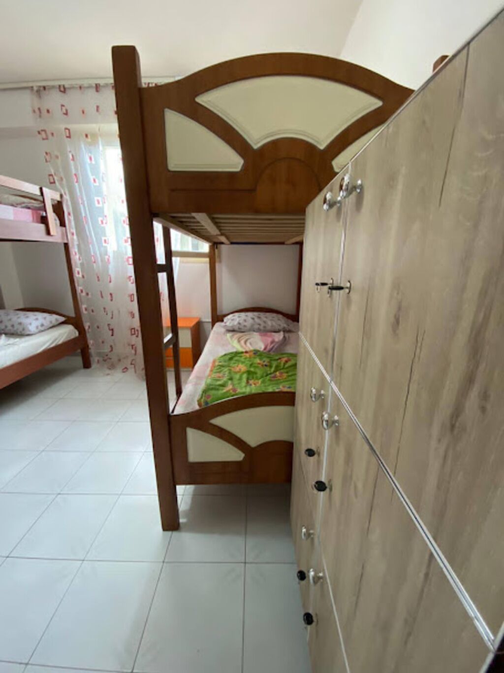 1 間睡房、免費 Wi-Fi