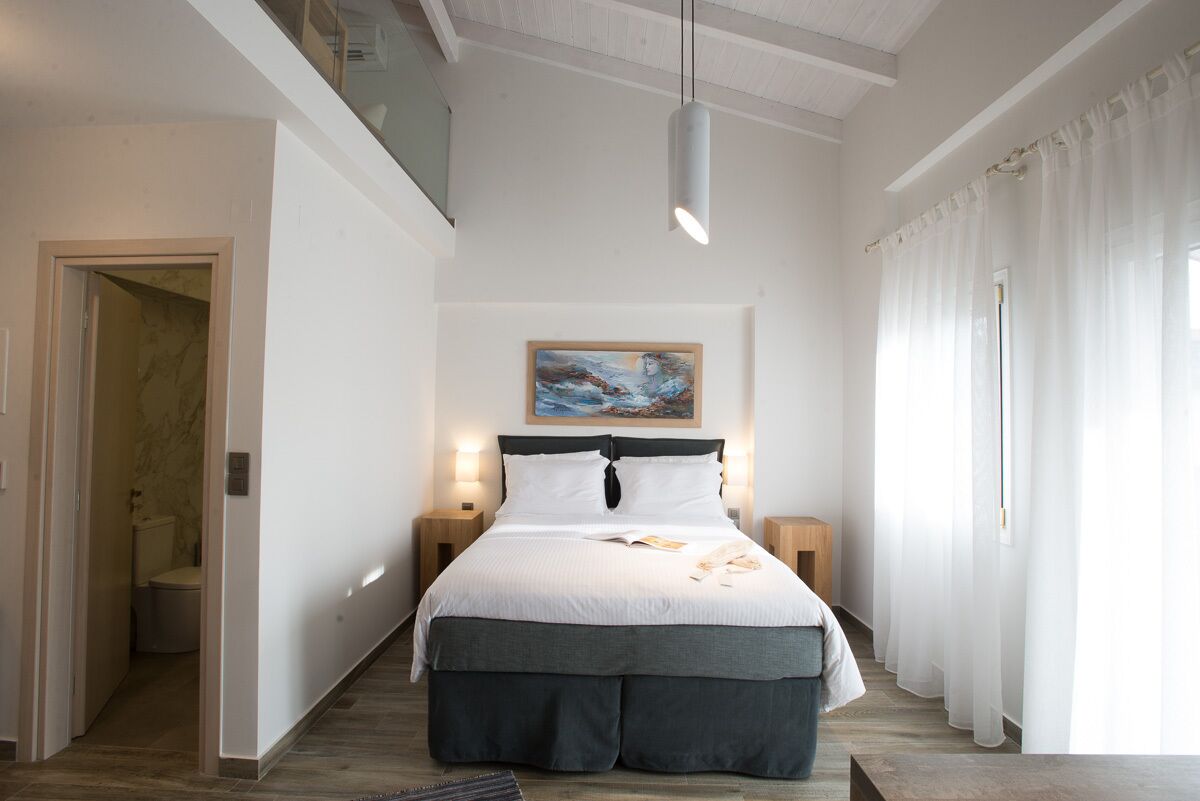 Grand-Studio (Athina) | Laptopgeeigneter Arbeitsplatz, schallisolierte Zimmer, kostenloses WLAN