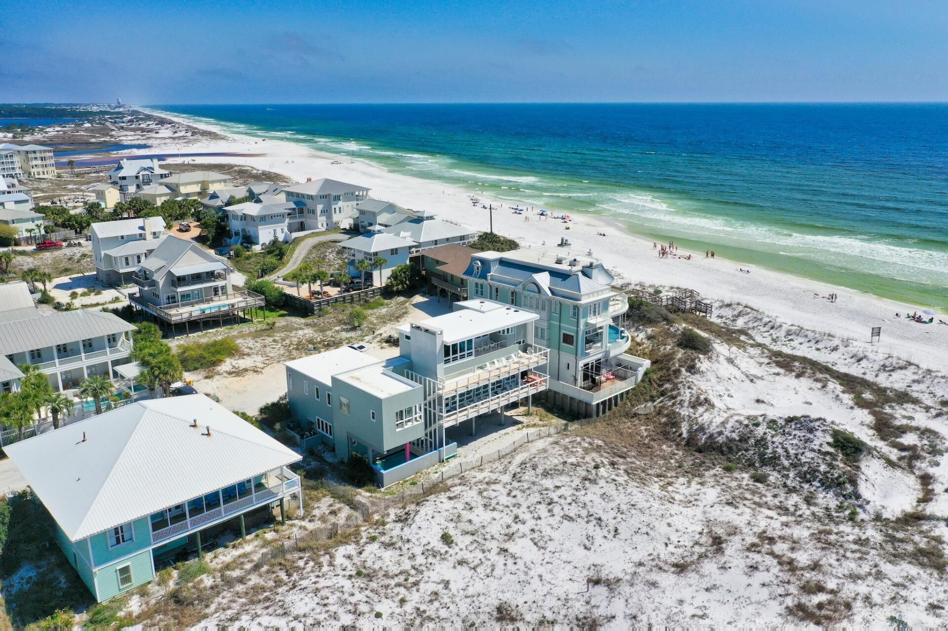 Stay with us for your Fall Break! Gulf Views! Private Pool! Steps From The Beach! Game Room!