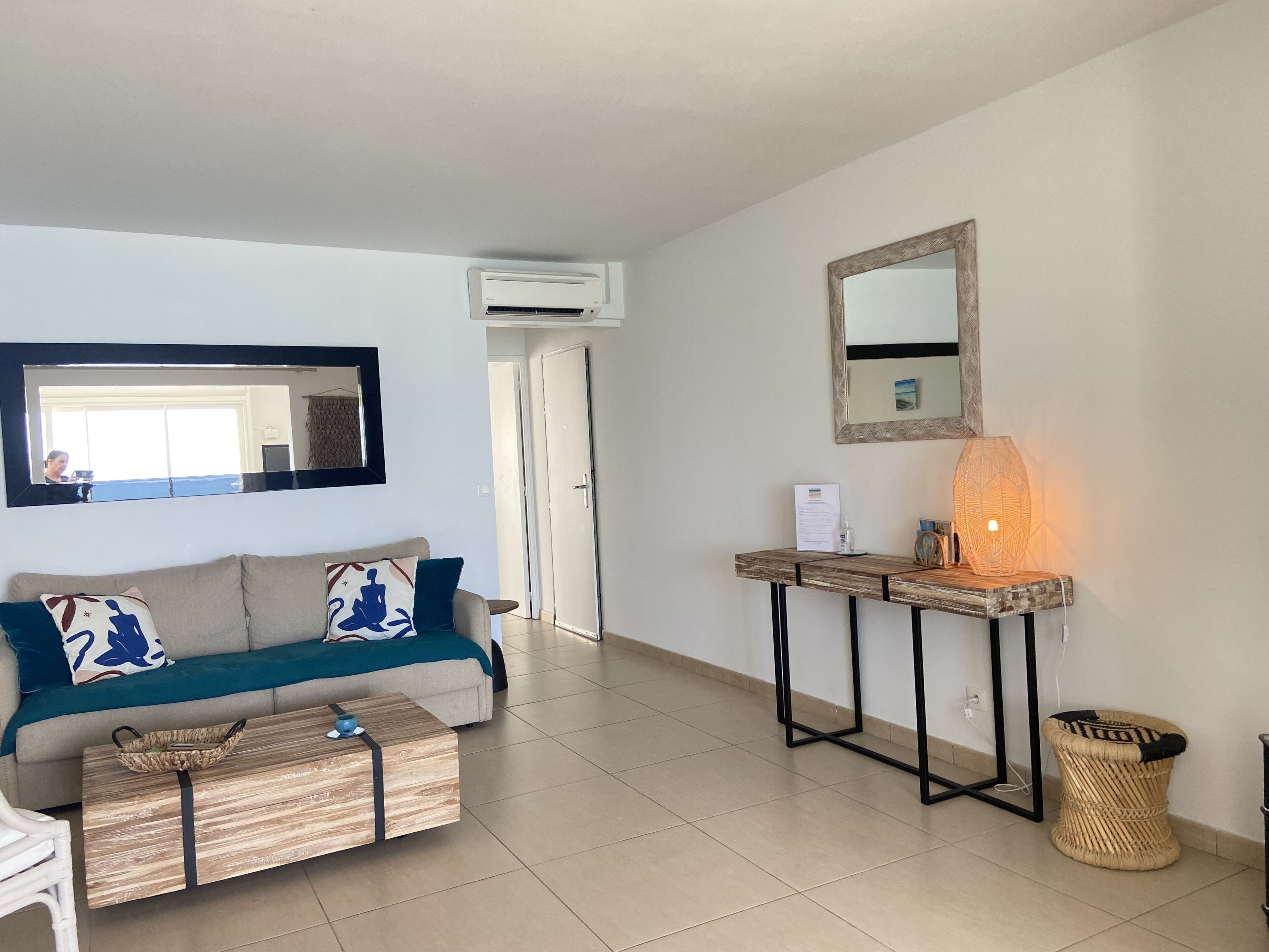 Smart TV, video library