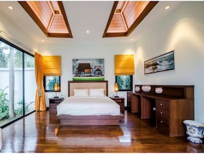 Villa | Free WiFi, bed sheets