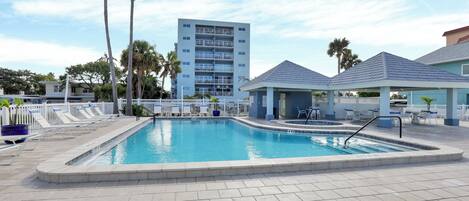 Et oppvarmet basseng