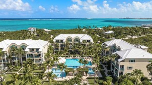 Exterior - The Yacht Club TC (Providenciales)