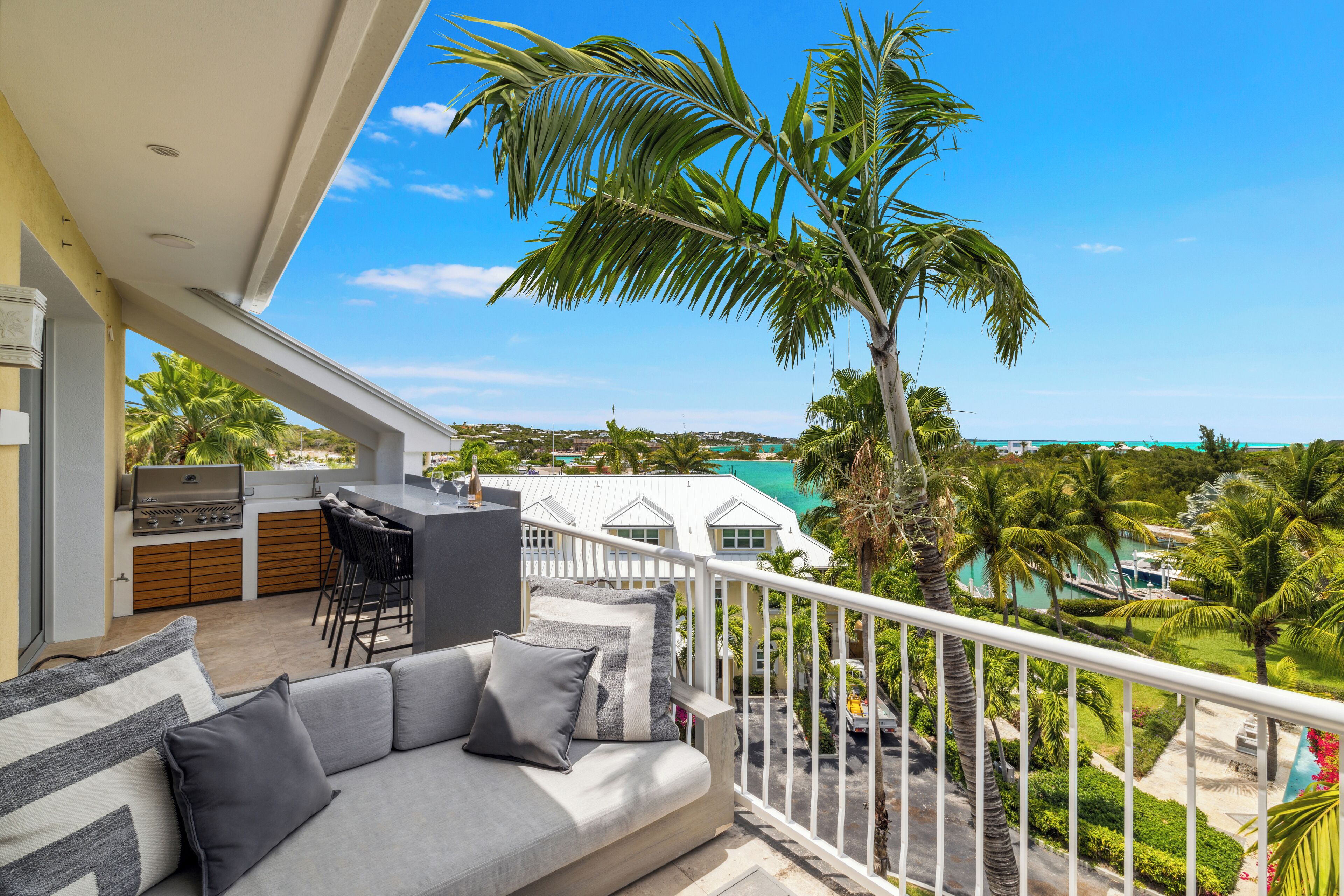 Luxury Penthouse, 2 Bedrooms, Balcony, Ocean View | Terrace/patio