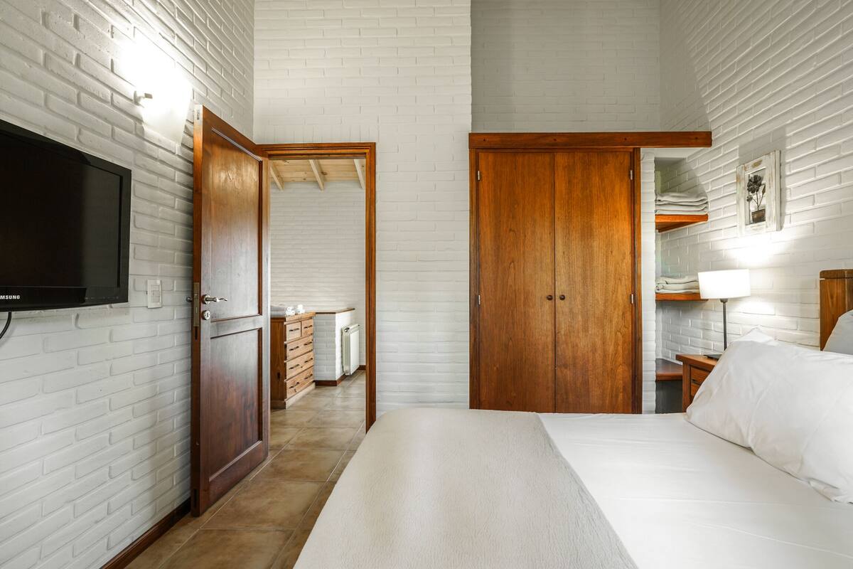 Standard Duplex (Duplex Clasico) | In-room safe, blackout drapes, WiFi (free), bed sheets