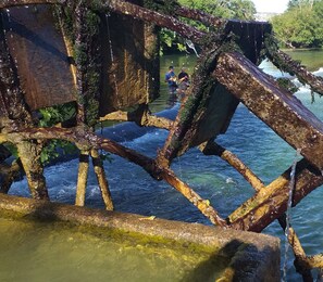 Outdoor pool - Maison en Provence for lovers of culture and nature (Caromb)
