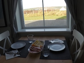 Daily continental breakfast (EUR 7 per person) - Seagull Cottage B&B (Portmagee)