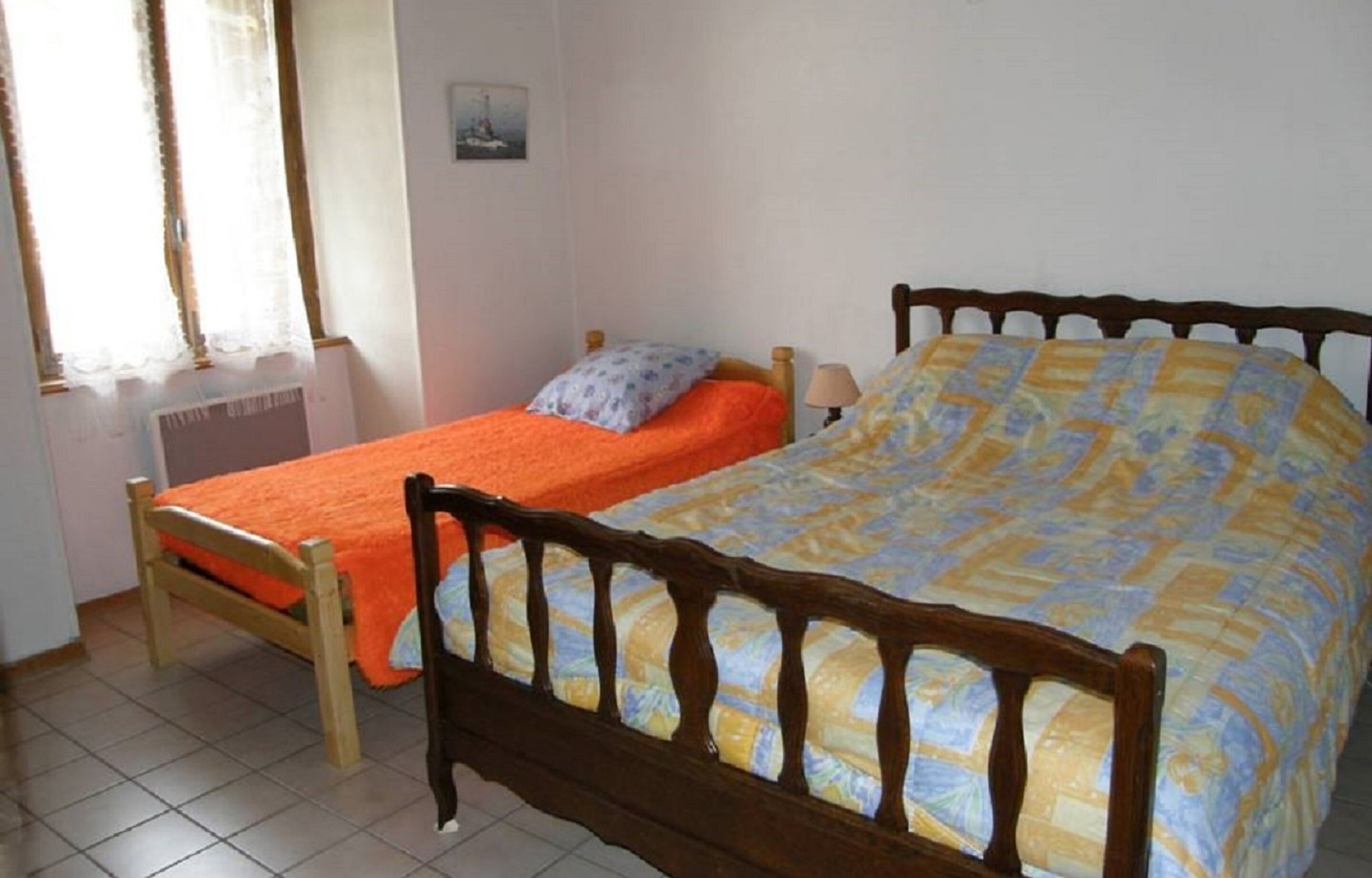 2 bedrooms, iron/ironing board