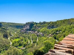 Divers