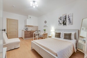 Classic Studio - Apartment on Predportoviy 1 (St. Petersburg)