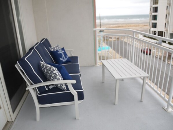 Luxury Condo | Balcony