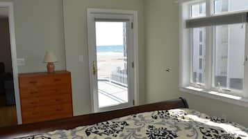 Luxury Condo | Beach/ocean view