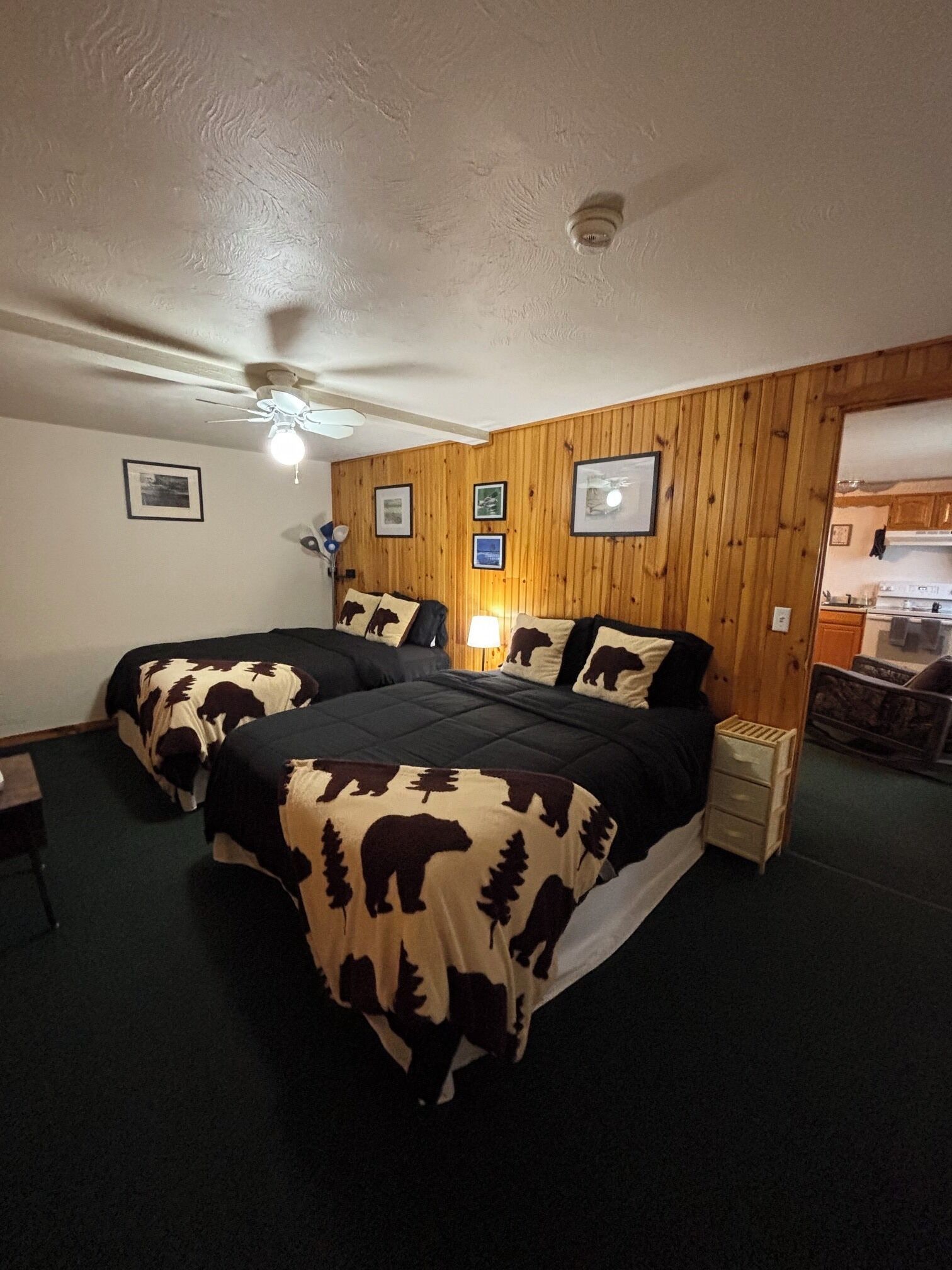 2 bedrooms, WiFi, bed sheets
