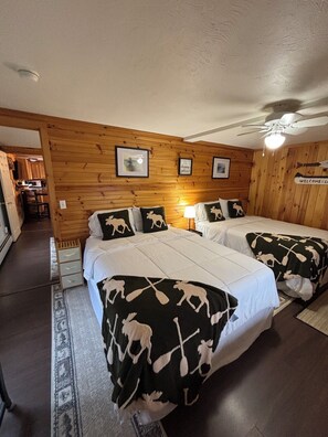 2 bedrooms, WiFi, bed sheets - Majestic Recreational Lodging w/ Snowmobile and Side x Side rentals on Long Lake (Sinclair)