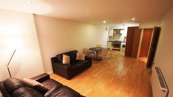 TV a schermo piatto, lettore DVD