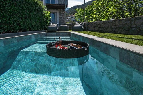 Villa Christine von Tyros Boutique Houses