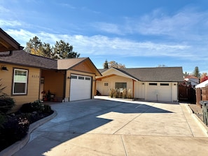 Exterior - Home with gated driveway near River & Downtown (Grants Pass)