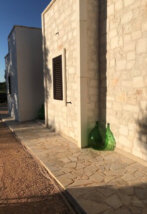 تفاصيل الفندق من الخارج